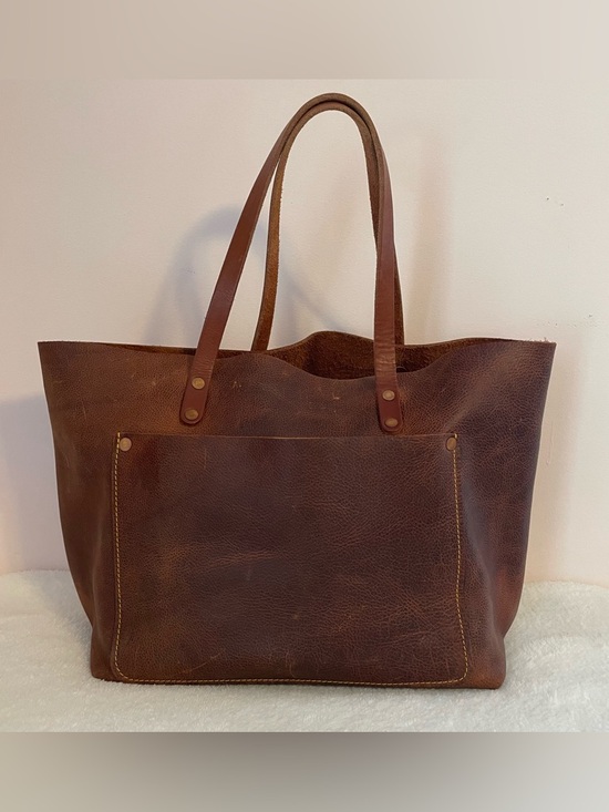 Kmm & Co. Handbags - KMM brown Kodiak market tote, great preloved condition!‎